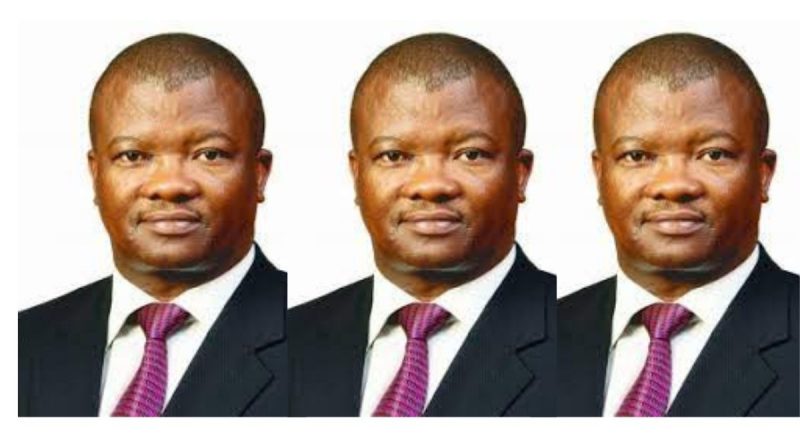 bantu-holomisa-biography